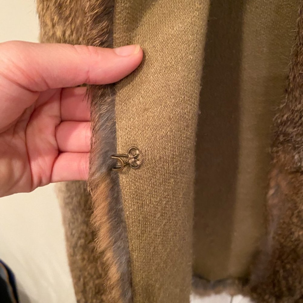 La Rok Luxe Brown Rabbit Fur Vest - Picture 2 of 6